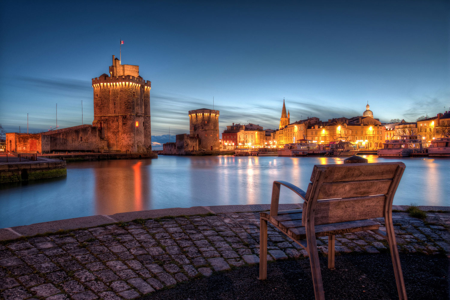 Photo port la Rochelle la nuit